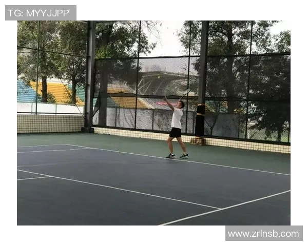 成都网球队的团队协作之道:如何在赛场上实现默契与胜利 成都网球队的团队协作之道:如何在赛场上实现默契与胜利